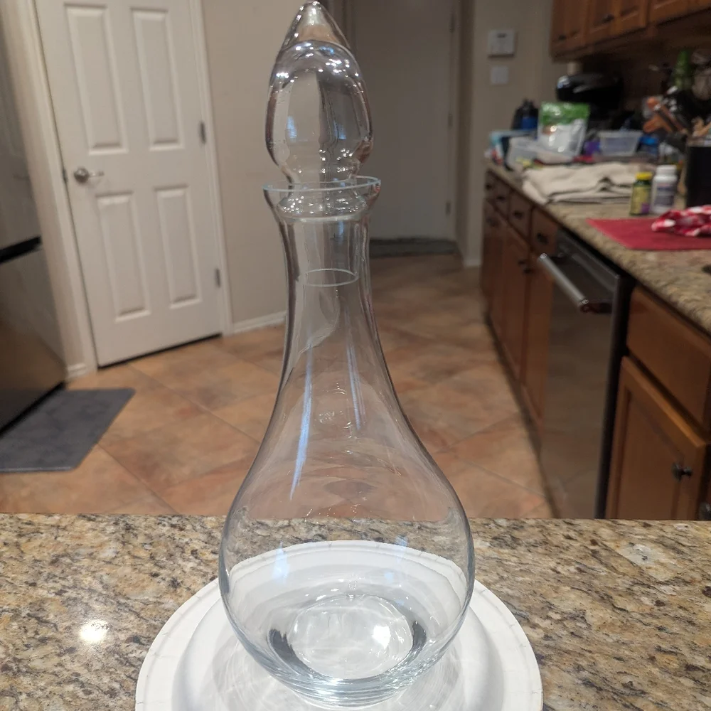 Y2K Art Noveu Clear Glass Wine Decanter
